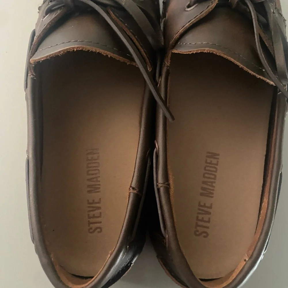 Steve Madden leather boat shoes - Picture 4 of 4